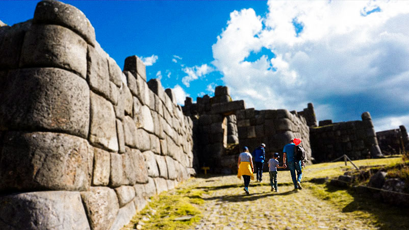 sacsayhuaman city tour cusco exclusive peru tours